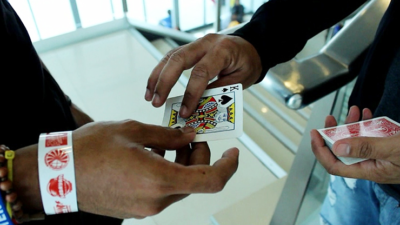 Lift by Arnel Renegado video (Download) - Image 3