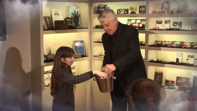 The Bucket by Iñaki Zabaletta, Greco and Vernet - Image 4