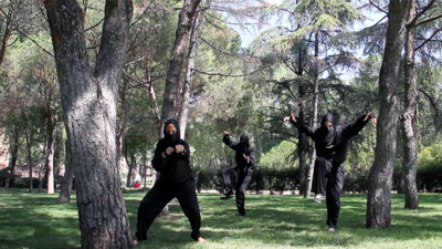 Kung Fu Foot, Gimmick and Online Instructions by Héctor Mancha - Image 4