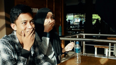 T & R Cigarette by Arie Bhojez video (Download) - Image 4