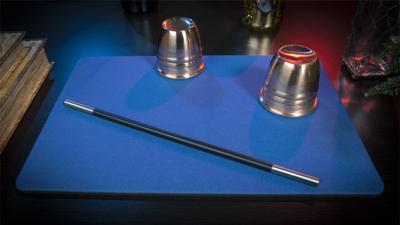 Standard Close-Up Pad 11X16, Blue by Murphy's Magic