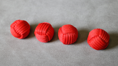 Monkey Fist Cups and Balls, 4 Balls by Leo Smetsers