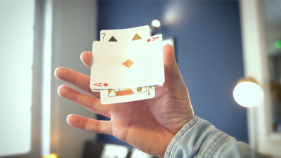 HOLD UP Red, Gimmick and Online Instructions by Sebastien Calbry - Image 4