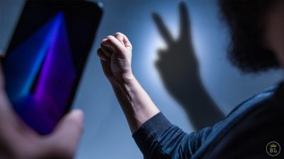 Silhouette, Gimmicks and Online Instructions by Tobias Dostal - Image 5