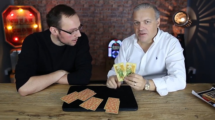 What the Tarot Holds, Gimmicks and Online Instructions by Phil Tilson - Image 3