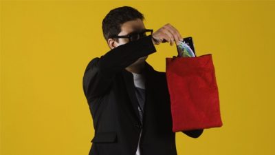 Invisibag, Red by Joao Miranda and Rafael Baltresca - Image 2