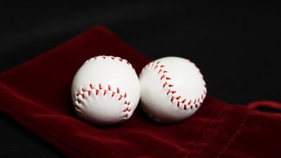 Strong Chop Cup Balls White Leather, Set of 2 by Leo Smetsers - Image 2