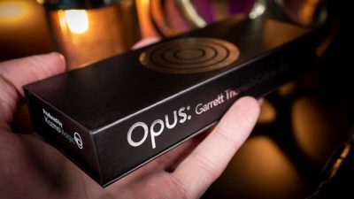 Opus, 25 mm Gimmick and Online Instructions by Garrett Thomas