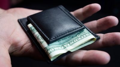 No Choice Wallet, Gimmick and Online Instructions by Tony Miller and Mark Mason - Image 2