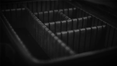 Luxury Close-Up Bag, Black by TCC - Image 3