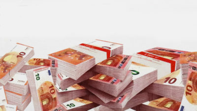STACKED EURO, Gimmicks and Online Instructions by Christopher Dearman and Uday - Image 3