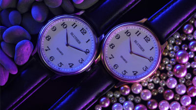 Infinity Watch V3 - Gold Case White Dial / PEN Version, Gimmick and Online Instructions by Bluether Magic - Image 4