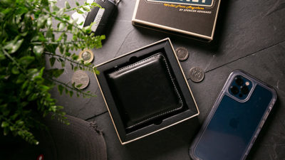 Easy Money Black Wallet, Gimmick and Online Instructions by Spencer Kennard