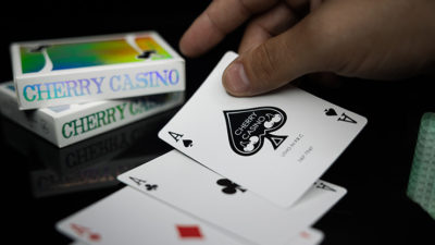 Cherry Casino Sands Mirage, Holographic Playing Cards - Image 6