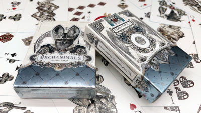 Mechanimals Deluxe Edition, Gilded Playing Cards - Image 2