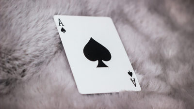 Signature Playing Cards - Second Edition by Jordan Victoria - Image 3
