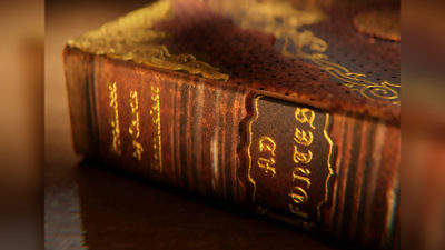 Ad Fontes: Renaissance, Regal Edition Card Magic Magic - Image 2