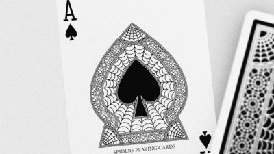 Spiders, Marked Cold Silver Foil Playing Cards - Image 3