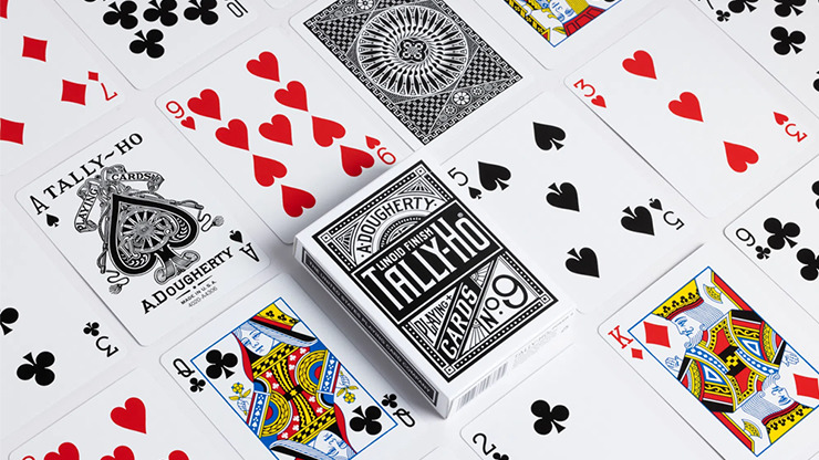 Signature Edition Tally Ho, Black Playing Cards - Image 2