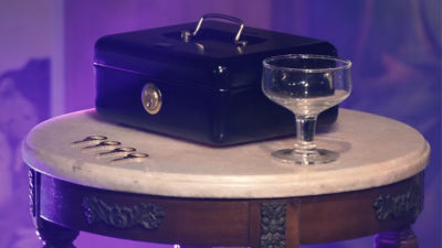 BDM Hands Off Safe Box - The Perfect Chest, Gimmick and Online Instructions by Bazar de Magia - Image 4