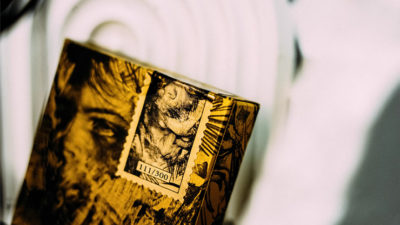 Deluxe Lacquer Collector's Box Set Playing Cards - Image 3