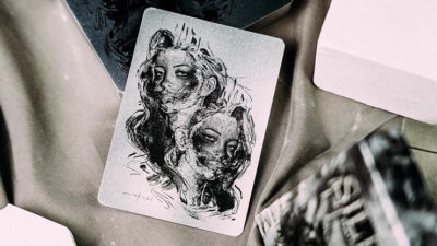 Deluxe Lacquer Collector's Box Set Playing Cards - Image 6