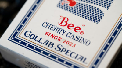 Limited Bee X Cherry, Blue Playing Cards - Image 6