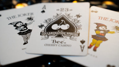 Limited Bee X Cherry, Red Playing Cards - Image 4
