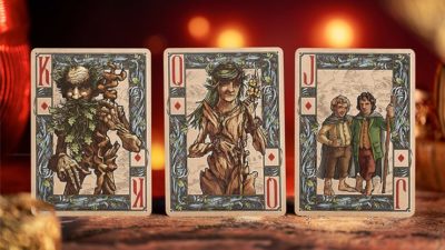 The Lord of the Rings - Two Towers Playing Cards, Foil and Gilded Edition by Kings Wild - Image 3