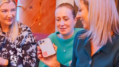 SQUEEZE, Gimmicks and Online Instructions by James Anthony - Image 6