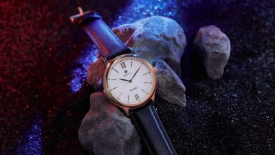 IARVEL WATCH, Gold Watchcase White Dial by Iarvel Magic and Bluether Magic