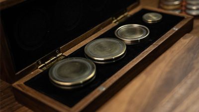 M Box Luxury Set, Dollar by Artisan Coin & Jimmy Fan - Image 2