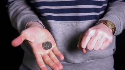 Open That Hand, Poker Chip by Tango Magic(PK006) - Image 3