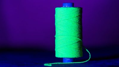 WGM UV GLOW GYPSY THREAD GREEN REFILL SPOOL by Murphy's Magic - Image 3