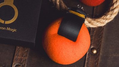 L Holder, Single Ball by Long Long & Bacon Magic - Image 2
