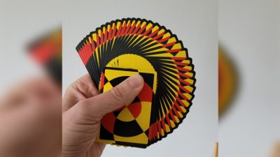 Chris Cards Covered Circle, Standard Edition Playing Cards - Image 3