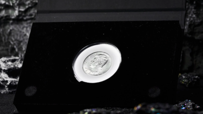Kungfu Coin by Bluether Magic and Raphael - Image 4