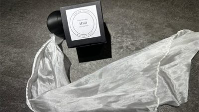 Hyper Silk Ball by Peng Min & Storm Creative (Black) - Image 3
